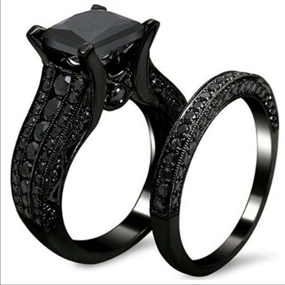 NEW💍PRINCESS CUT BLACK SAPPHIRE 925 SILVER RING, CUTE RING, SHINY RING. - Picture 2 of 5